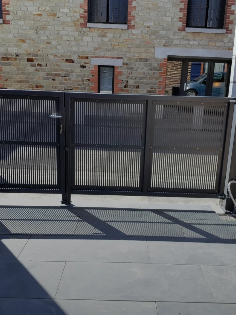 Sfcm Roussel Metallerie Rennes Portails Portillons